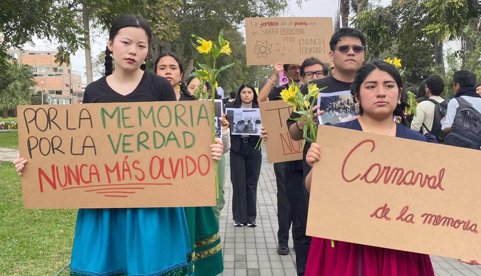 El olvido que no queremos: el rol de las nuevas generaciones en la